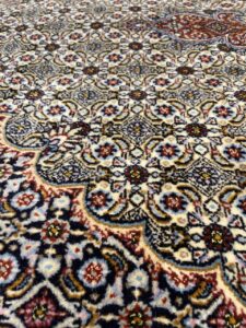Laura's HI Design vloerkleed perisch tapijt kleur kleuradvies rood blauw geel beige zand interieuradvies interieurontwerp bouwtekening bouwkundige