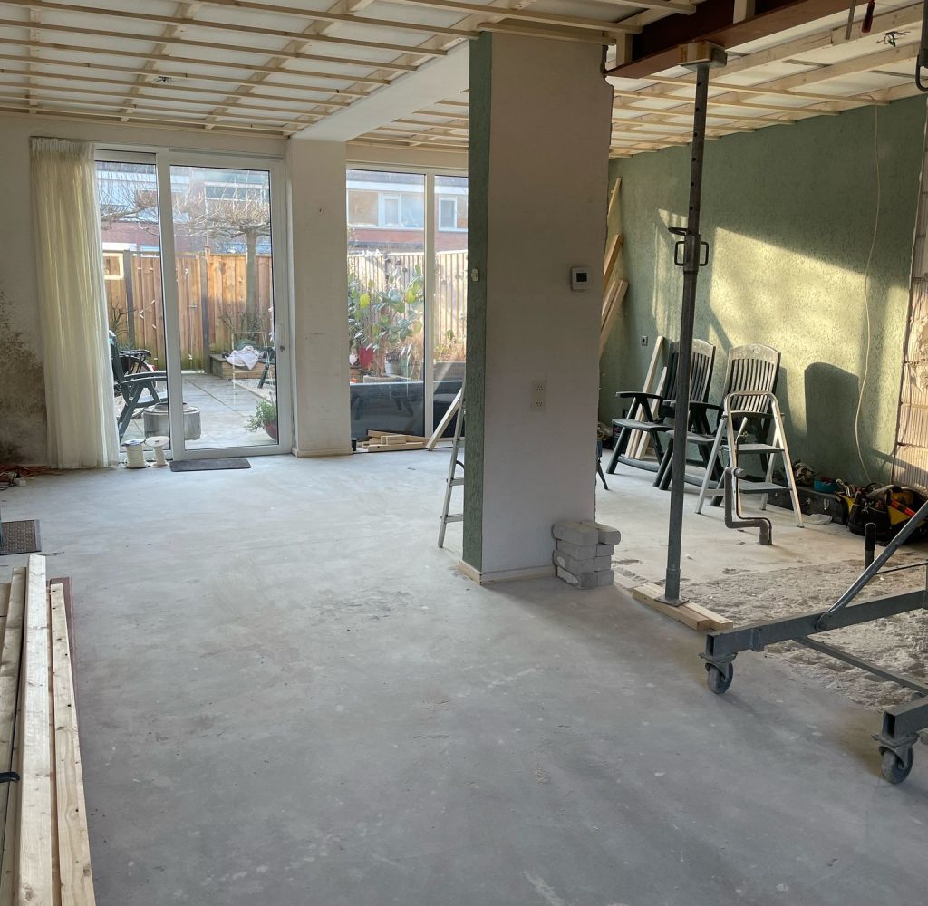 Laura's HI Design open ruimte woonkamer eetkamer verbouwing indeling